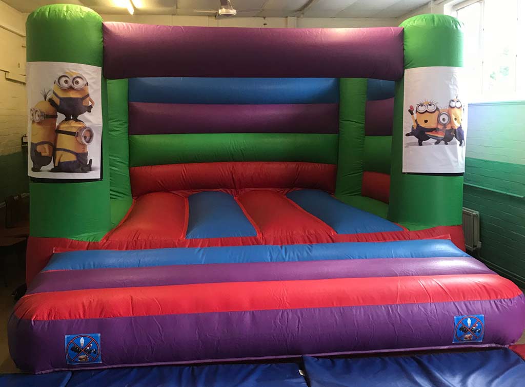 minion-bouncy-castle