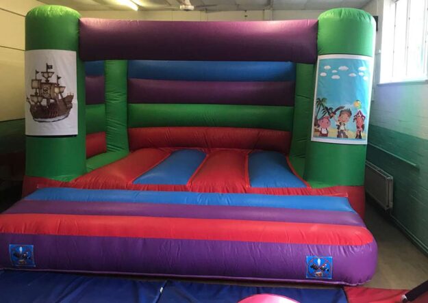pirate-bouncy-castle