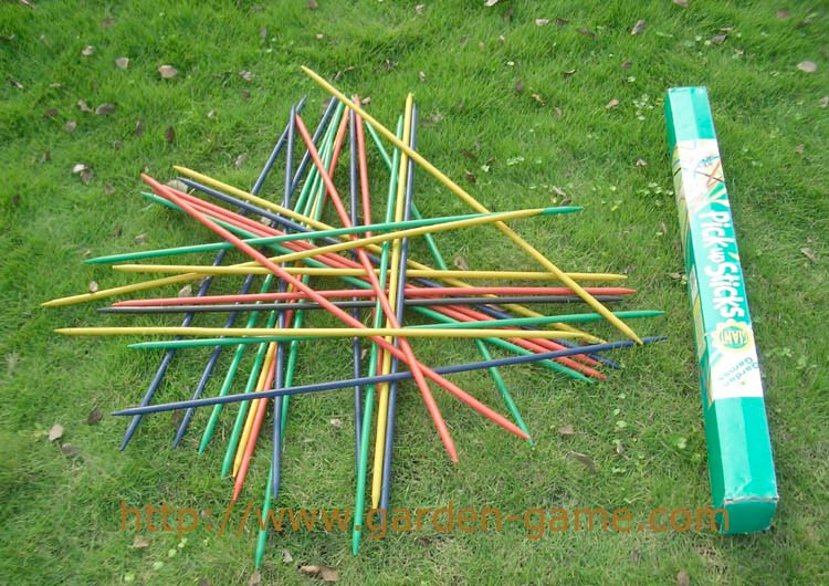 giant-pick-up-sticks